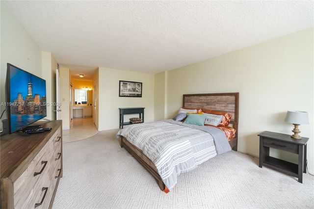 3800 S Ocean Dr 419, Hollywood, FL 33019