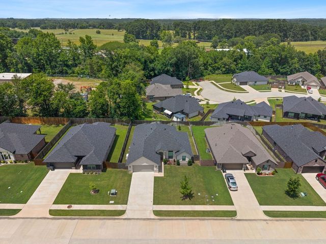 10027 Dayspring, Flint, TX 75762