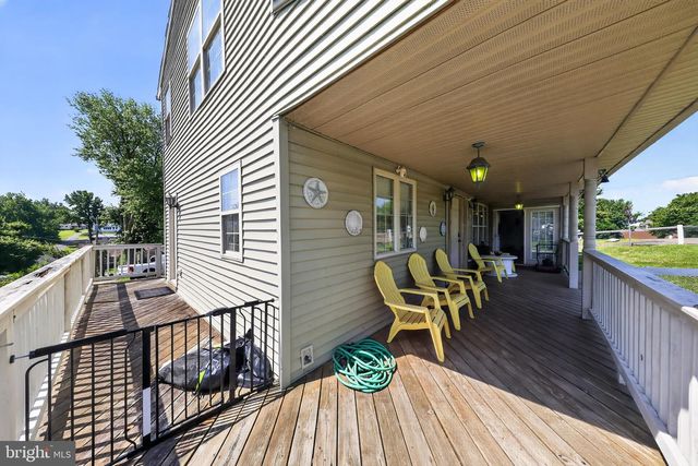 28 BEECHWOOD ST, Earleville, MD 21919