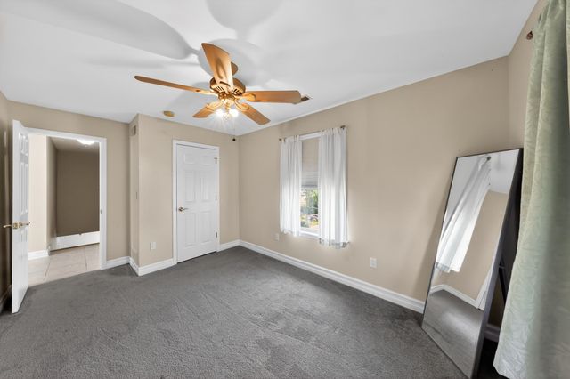 28 BEECHWOOD ST, Earleville, MD 21919