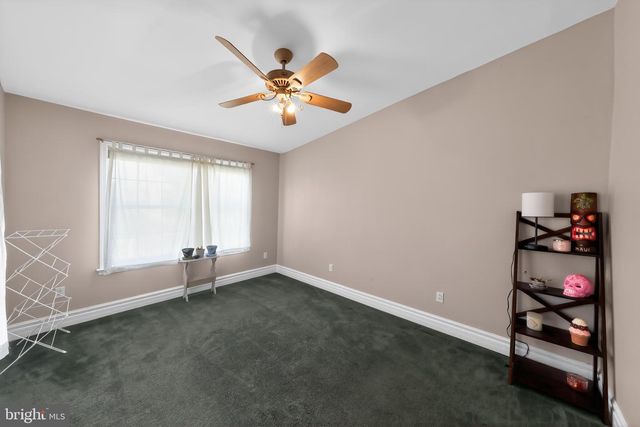 28 BEECHWOOD ST, Earleville, MD 21919