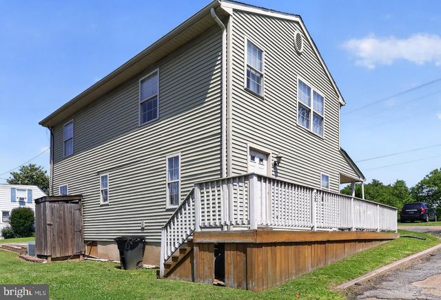 28 BEECHWOOD ST, Earleville, MD 21919