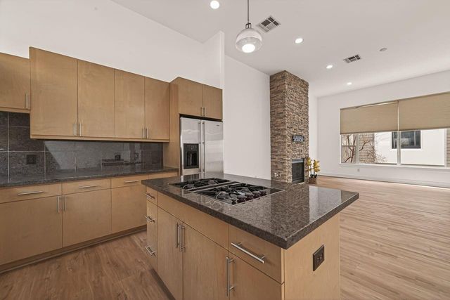 724 Ruthven Street, Houston, TX 77019