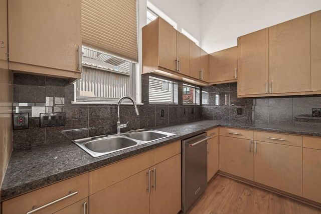 724 Ruthven Street, Houston, TX 77019