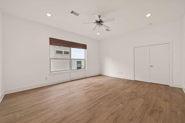 724 Ruthven Street, Houston, TX 77019