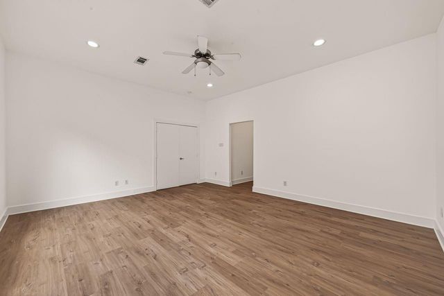 724 Ruthven Street, Houston, TX 77019