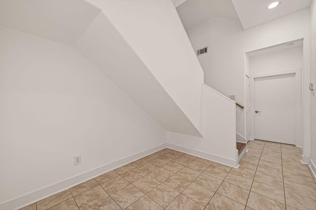 724 Ruthven Street, Houston, TX 77019