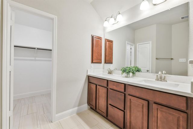 20435 Noble Arabian Drive, Tomball, TX 77377