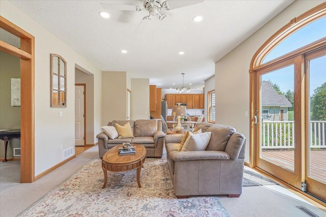 27215 140th Street NW, Zimmerman, MN 55398