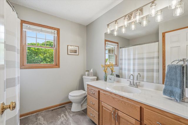 27215 140th Street NW, Zimmerman, MN 55398
