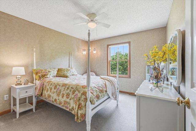 27215 140th Street NW, Zimmerman, MN 55398