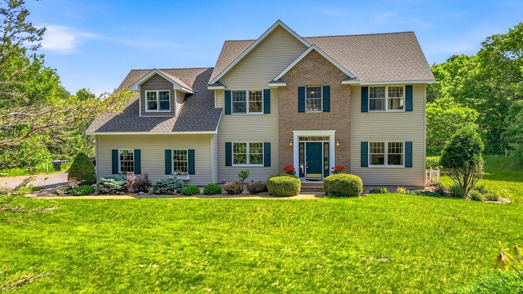 27215 140th Street NW, Zimmerman, MN 55398