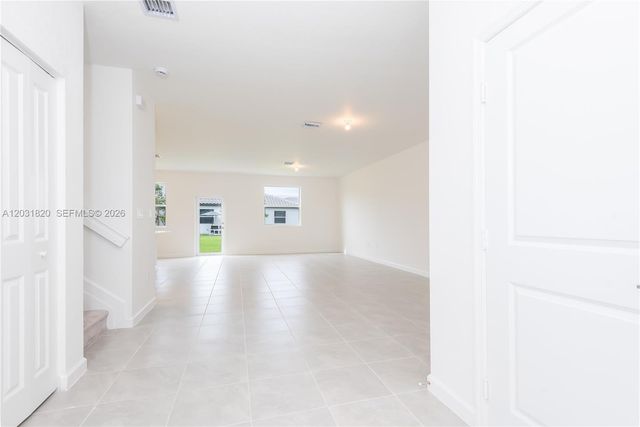 2636 SE 8th Ct, Homestead, FL 33035