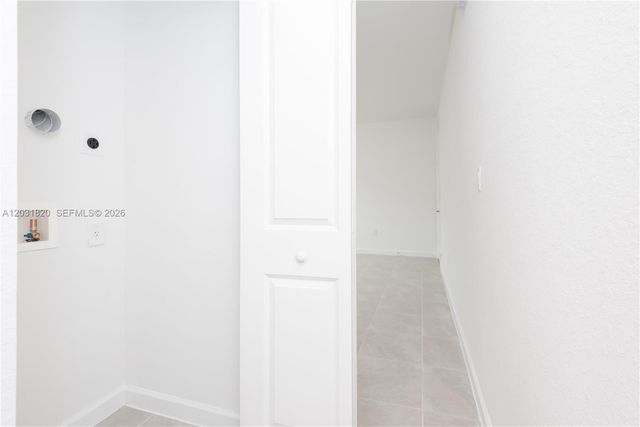 2636 SE 8th Ct, Homestead, FL 33035