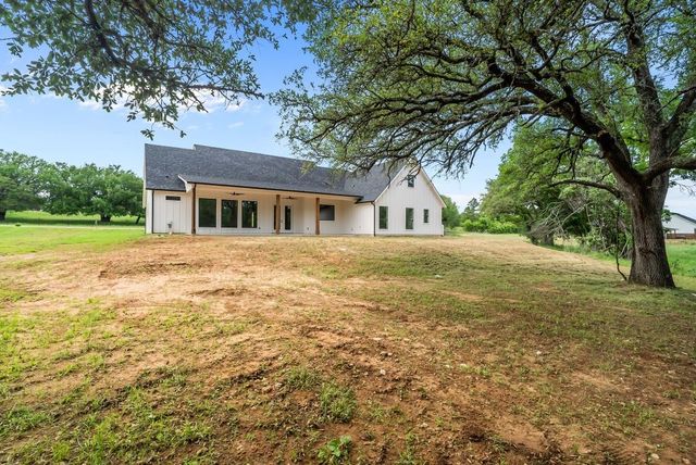 223 Gopher Road, Weatherford, TX 76088