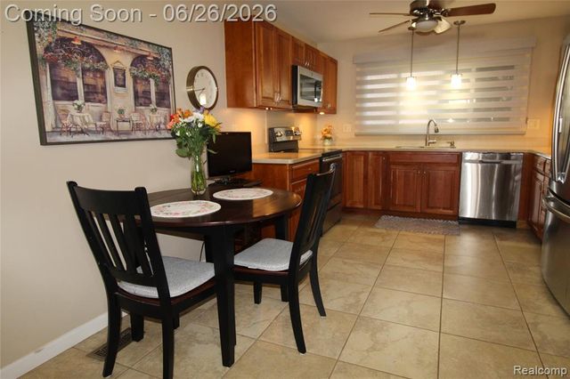 41784 Ladywood Drive, Northville, MI 48168