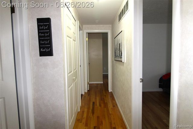 41784 Ladywood Drive, Northville, MI 48168