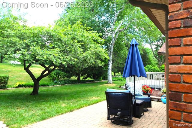 41784 Ladywood Drive, Northville, MI 48168