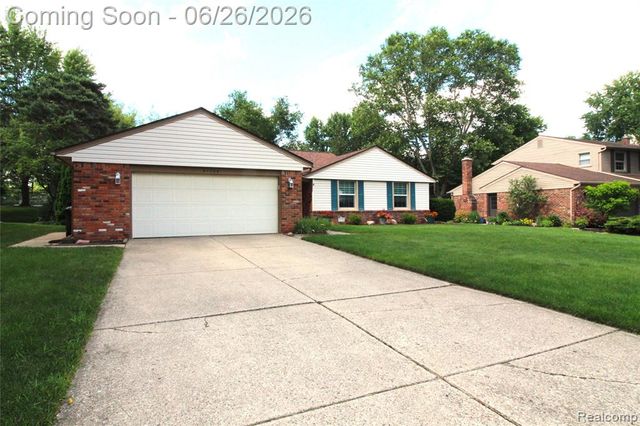 41784 Ladywood Drive, Northville, MI 48168