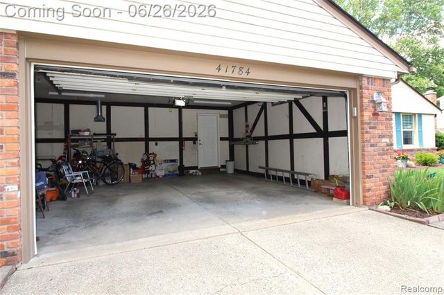 41784 Ladywood Drive, Northville, MI 48168