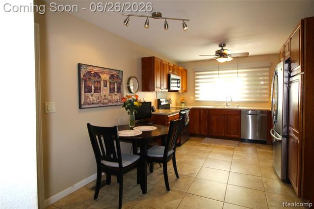 41784 Ladywood Drive, Northville, MI 48168