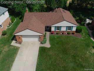 41784 Ladywood Drive, Northville, MI 48168