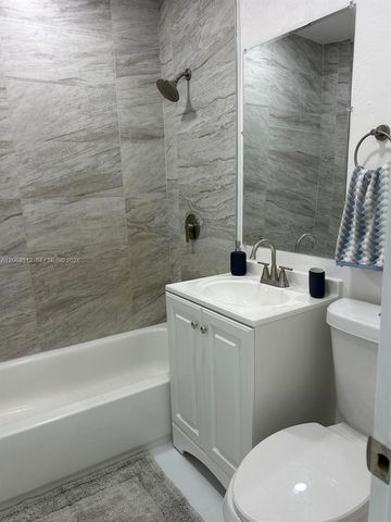 22115 SW 115th Avenue, Miami, FL 33170