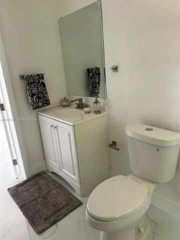 22115 SW 115th Avenue, Miami, FL 33170