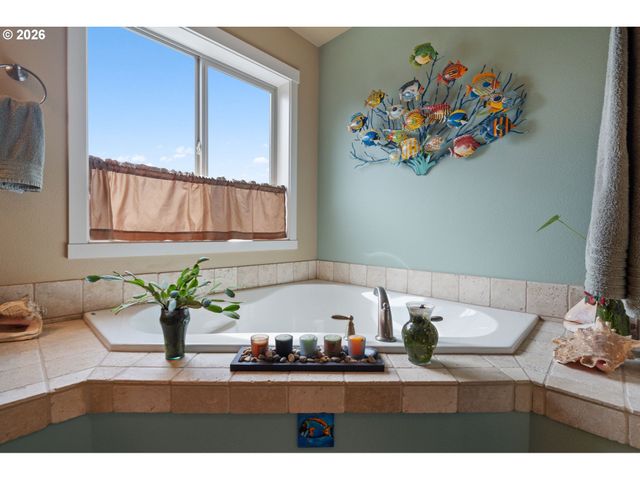 10907 Ne 88TH St, Vancouver, WA 98662