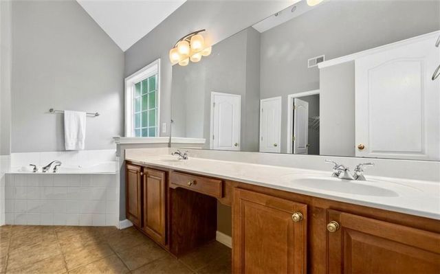 310 Persimmon Drive, Sharpsburg, GA 30277