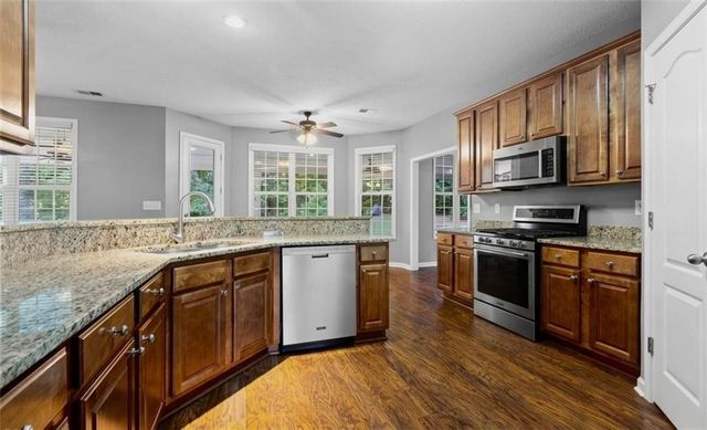 310 Persimmon Drive, Sharpsburg, GA 30277