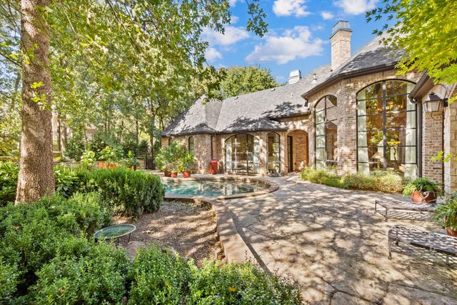 830 Simmons Court, Southlake, TX 76092