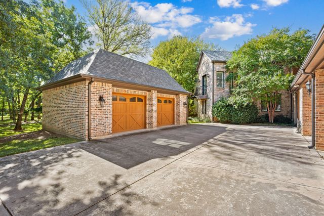 830 Simmons Court, Southlake, TX 76092