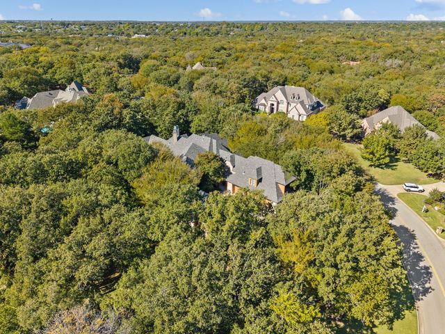 830 Simmons Court, Southlake, TX 76092