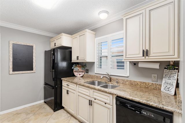 963 AVALON AVENUE, The Villages, FL 32159