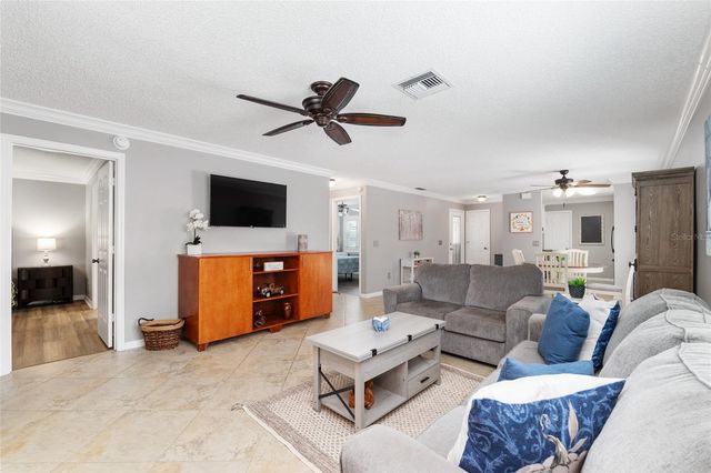 963 AVALON AVENUE, The Villages, FL 32159