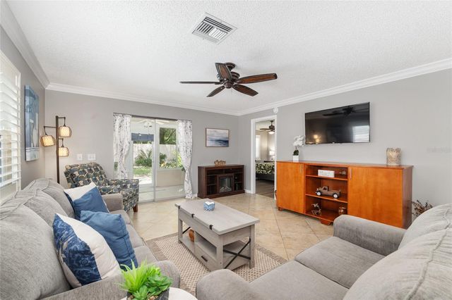 963 AVALON AVENUE, The Villages, FL 32159