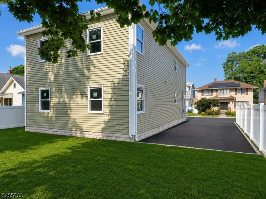 84 Beech St, Belleville Twp., NJ 07109 — photo 5