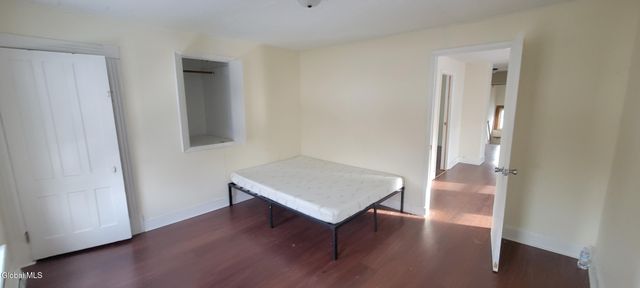 32 Walnut Street, Gloversville, NY 12078