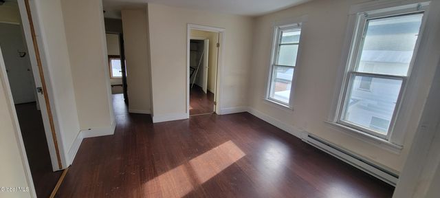 32 Walnut Street, Gloversville, NY 12078