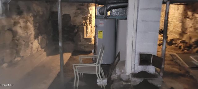 32 Walnut Street, Gloversville, NY 12078