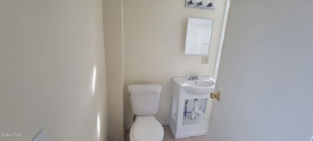 32 Walnut Street, Gloversville, NY 12078