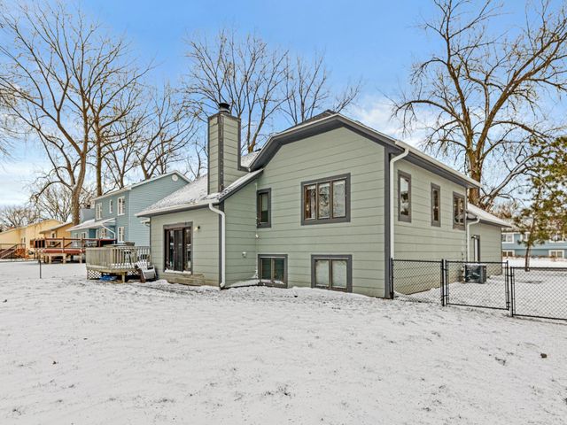831 Windrow Drive, Little Canada, MN 55109