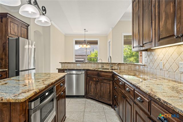 5819 Wooded Creek Cove, Temple, TX 76502