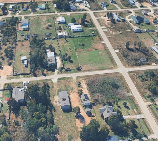 522 County Road 3556, Cleveland, TX 77327
