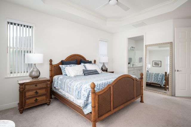 933 Yearling Trail, Sebastian, FL 32958