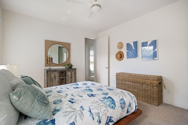 933 Yearling Trail, Sebastian, FL 32958