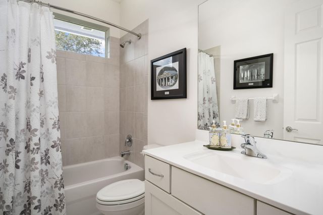 933 Yearling Trail, Sebastian, FL 32958