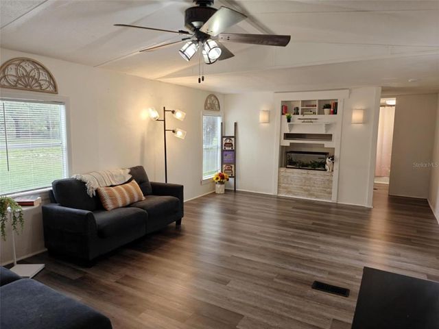 4030 CEDAR HAMMOCK STREET, Lake Wales, FL 33859