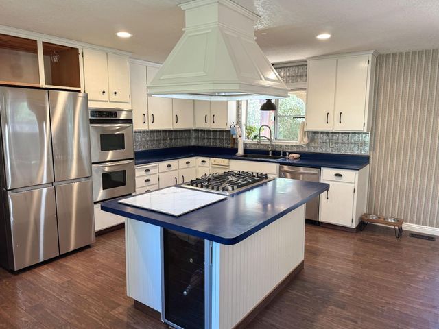 6425 Quartz Mine Rd, Mountain Ranch, CA 95246